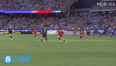 造黄点！媒体人：张琳艳这次突破应该是点球+红牌 这算是主场哨吧