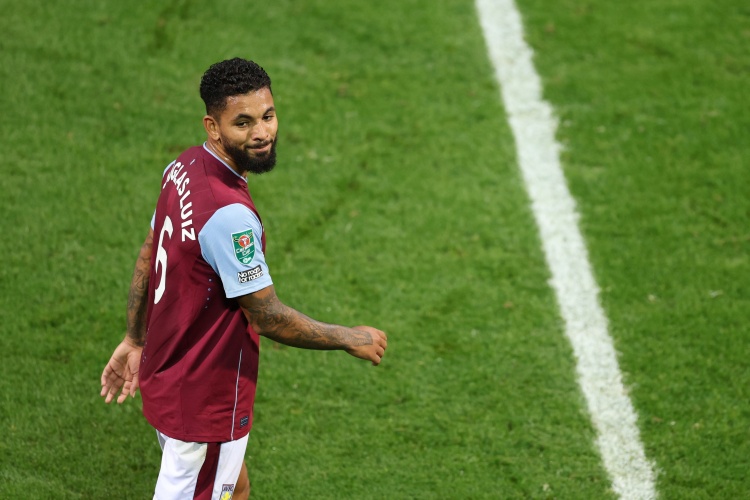 斯基拉：维拉将努力签下道格拉斯·路易斯，他与埃梅里关系密切