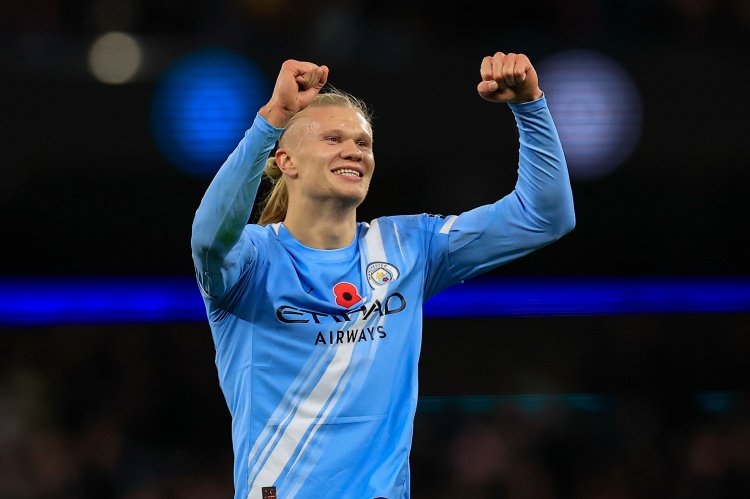 欧冠赛场上，曼城成第4支人数劣势情况下面对皇马取得进球的球队