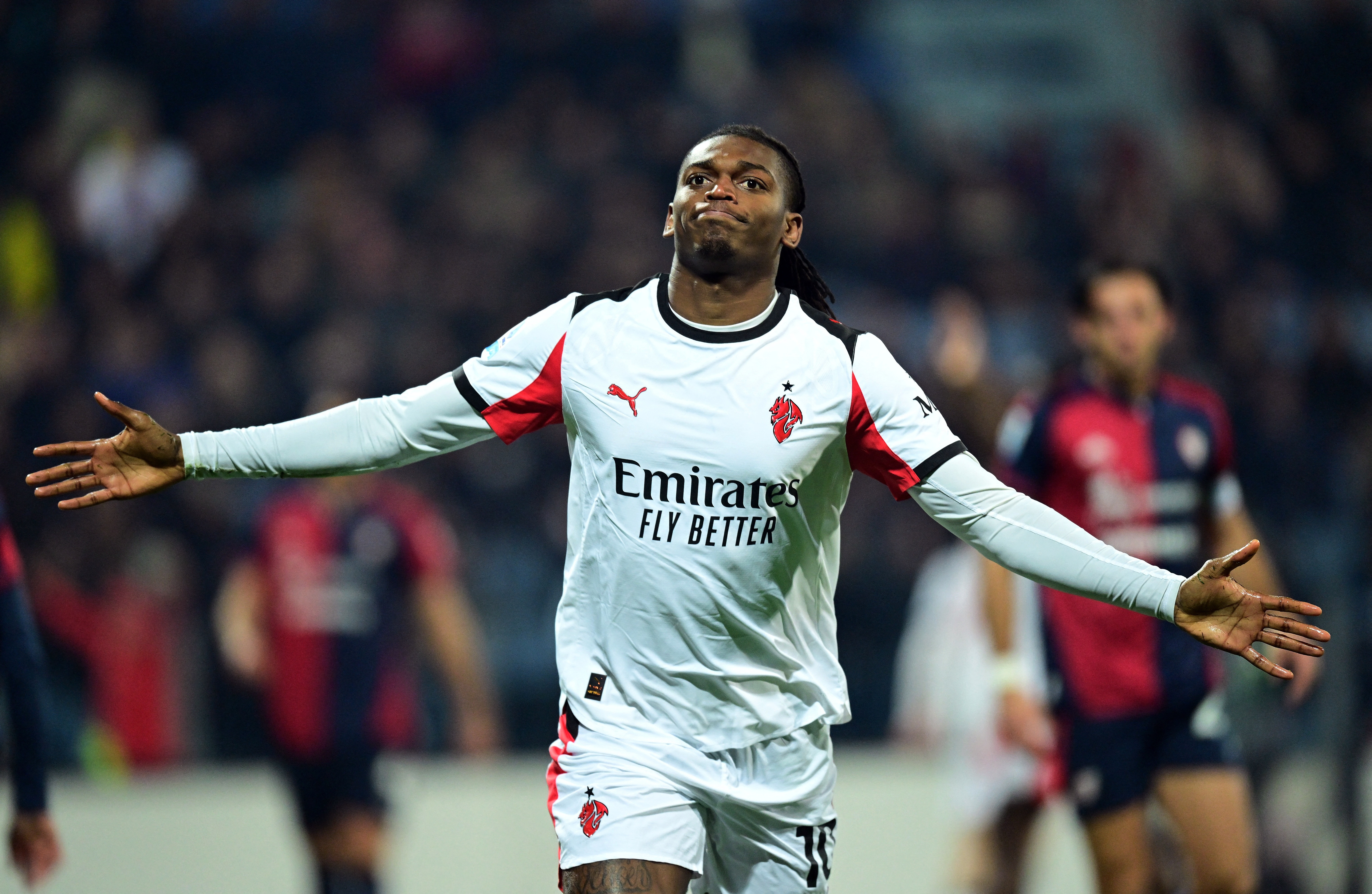 隆戈：米兰队内没有非卖品 阿莱格里支持米兰留下莱奥