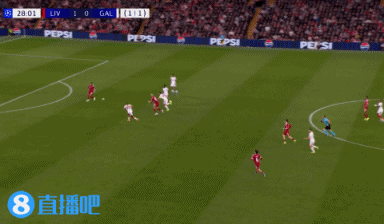 巅峰时期就进了！加拉塔萨雷送礼，萨拉赫单刀挑射没进