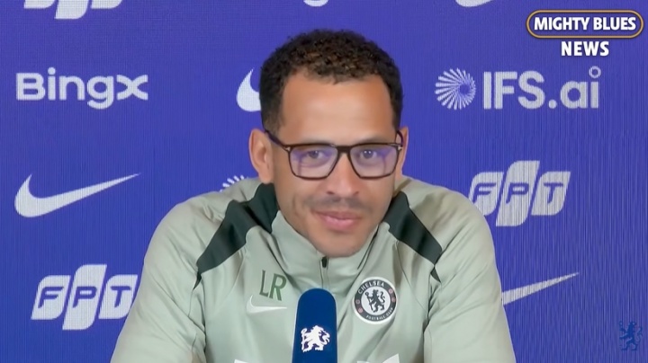 2-8落后递纸条！罗塞尼尔：当时是要改变阵型 没赢都会被拿来说事