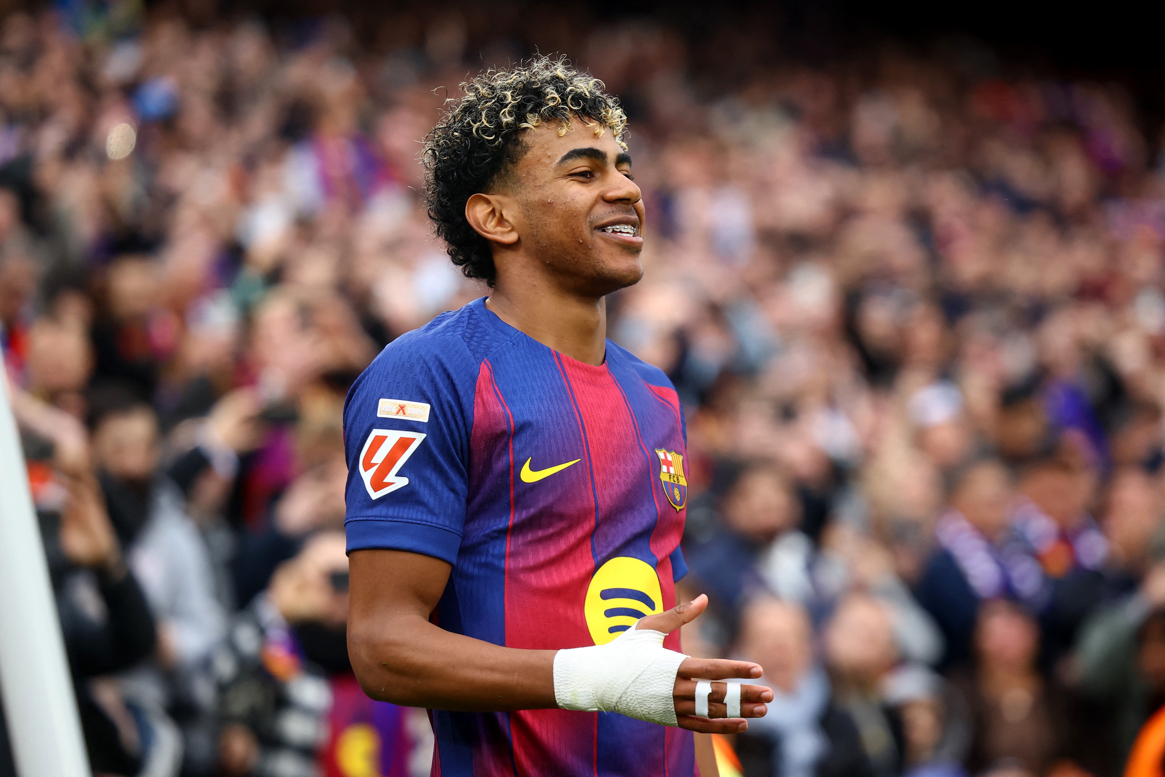 18岁248天！亚马尔超越姆巴佩成欧冠历史上进球上双最年轻球员