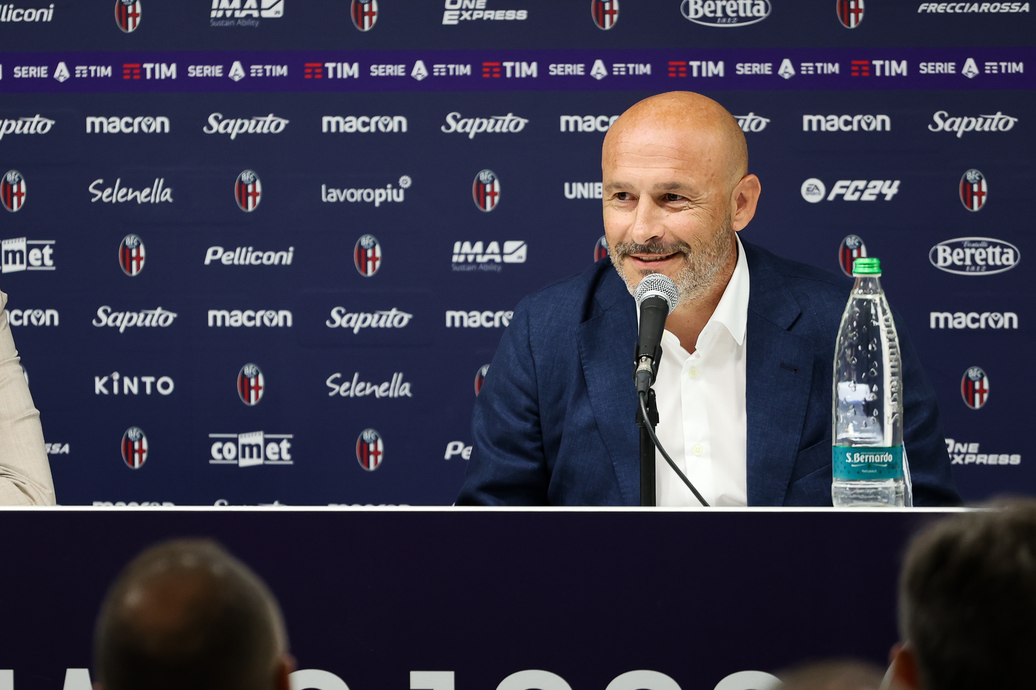 博洛尼亚主帅：罗马更强但我们赢了，1/4决赛对维拉也会努力尝试