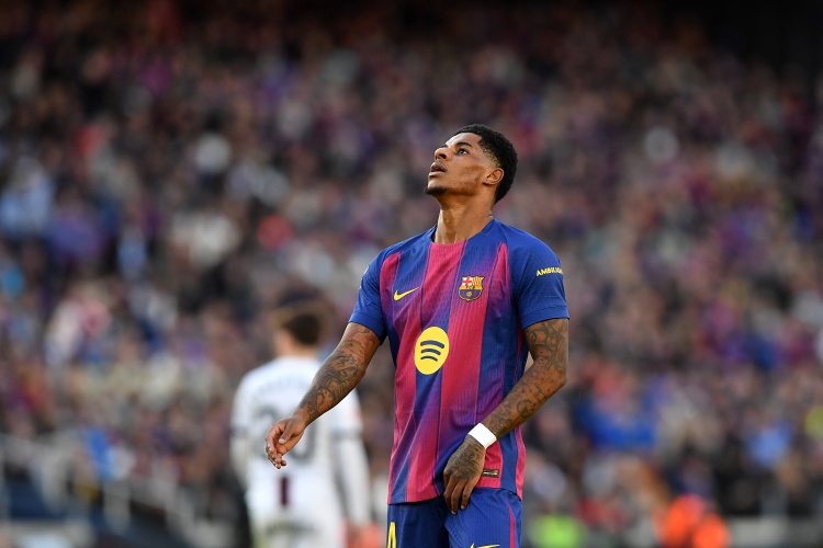 镜报：曼联将拒巴萨续租拉师傅提议！掏钱或送他回来，夏窗卖别家