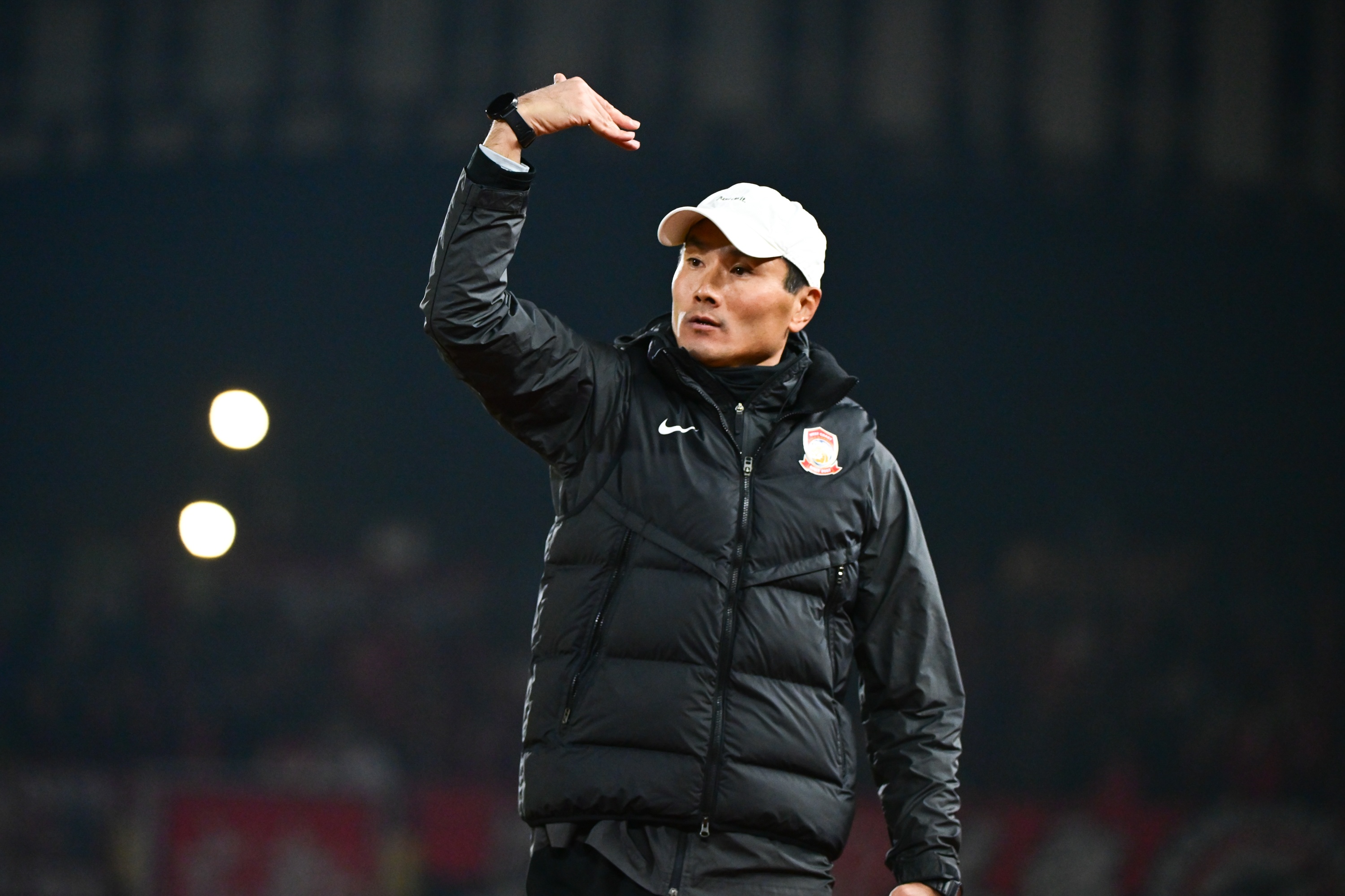 邵佳一：我是一位注重过程的教练 给西海岸的执教经历打70分