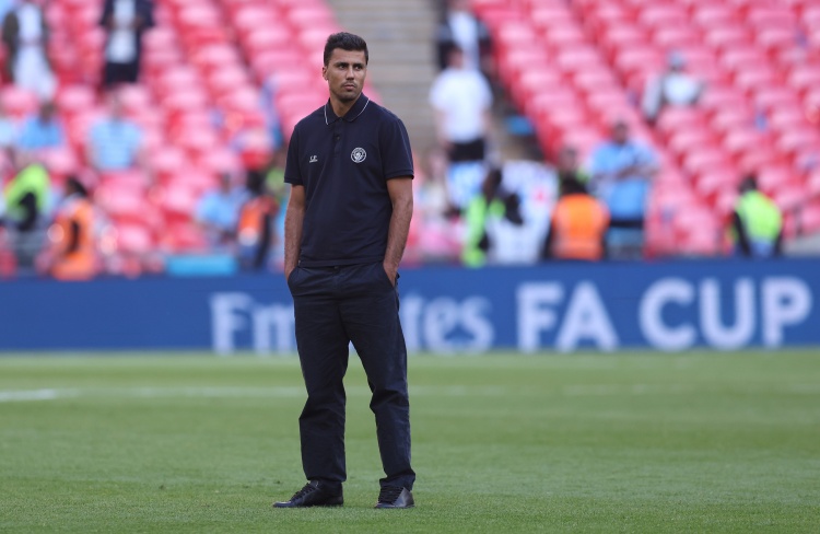 天空：罗德里是考察目标之一，恩佐和凯塞多也被与皇马联系在一起