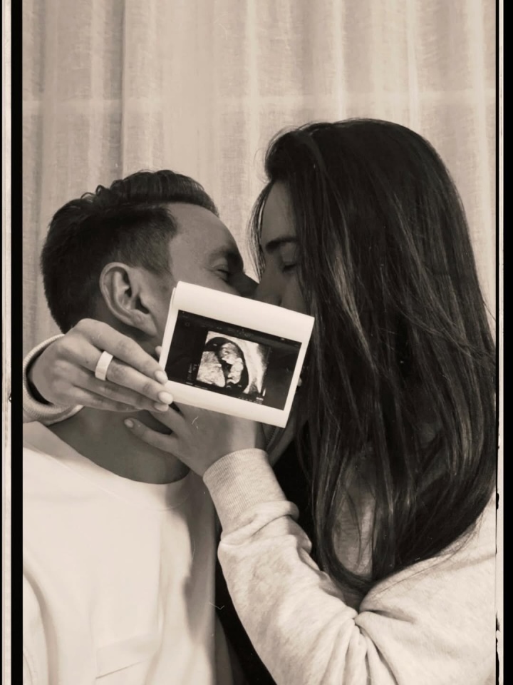 与前妻离婚一年后...特尔施特根更新社媒，宣布新女友怀孕的喜讯