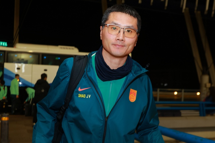 东体：库拉索实力相当于荷甲中游队，邵佳一首秀的压力不难想象