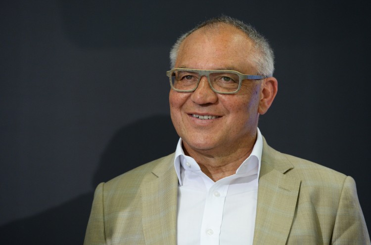 马加特:诺伊尔在门将位置与梅西C罗同级别,巅峰期如今能卖1.5亿