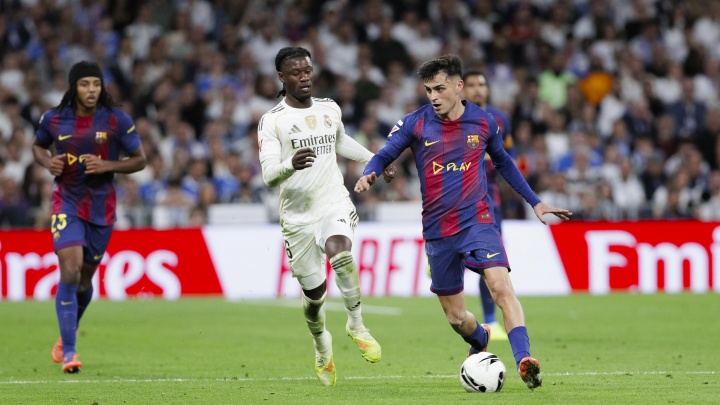 西甲联赛仅剩两个月收官，多重悬念等待揭晓