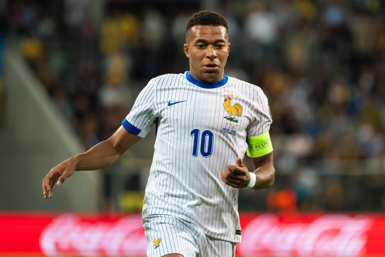 姆巴佩对阵世界前10国家队打进17球,1992年以来法国球员最多