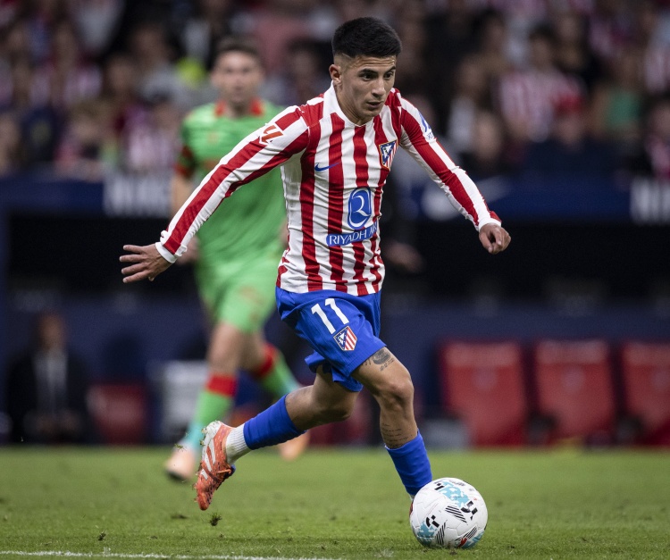 阿斯:阿尔马达在阿根廷得到更多信任,在马竞重要比赛总是替补