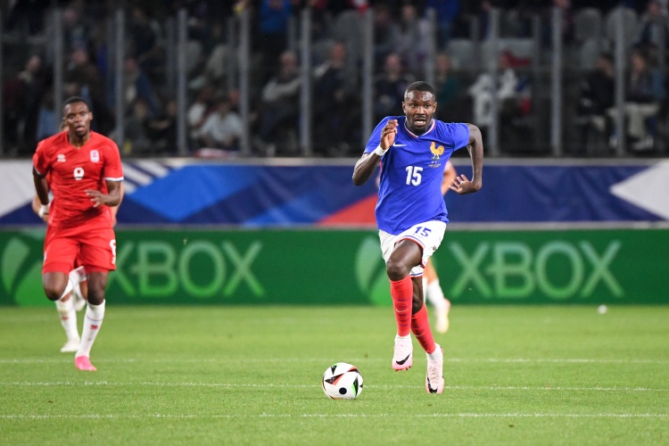 队报:马库斯·图拉姆、阿克利乌舍展现出色状态,穆阿尼表现平平