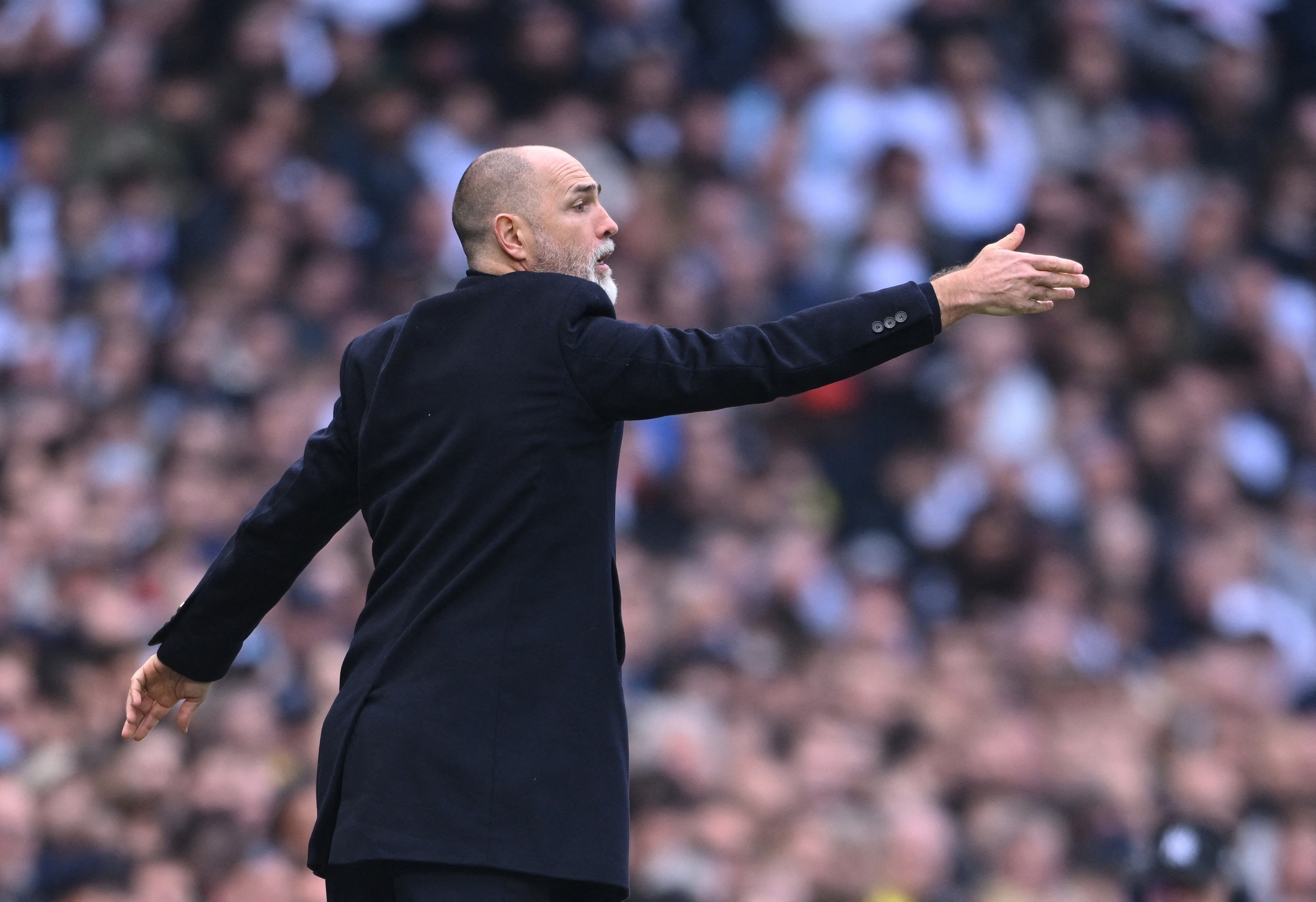 热刺球迷信托谈图多尔下课:希望剩余时间里,俱乐部能做明智选择