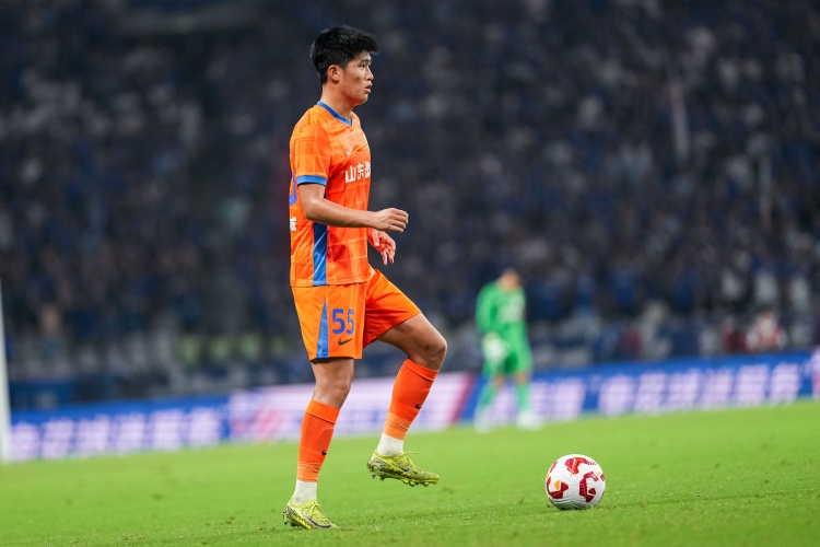 鲁媒:彭啸伤势没有大碍 泰山队热身赛2-1泰安天贶