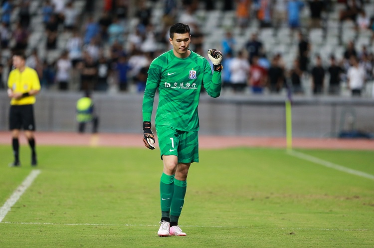 能否得到机会?马镇、李扬、李镇全尚未代表国足出战A级赛