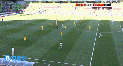 开幕雷击!第3分钟国足0-1落后喀麦隆,对手一脚直塞打穿防线