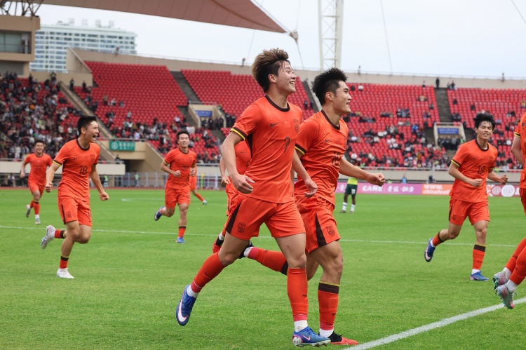 连场进球!杨铭锐代表U19国足连续3场比赛进4球