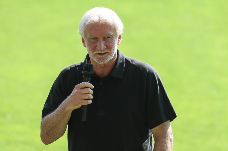 沃勒尔:纳帅和翁达夫之间没有任何问题,球员想首发很正常