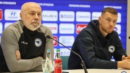 波黑主帅:意大利10人防守依然世界级 我们从第一分钟就坚信能赢