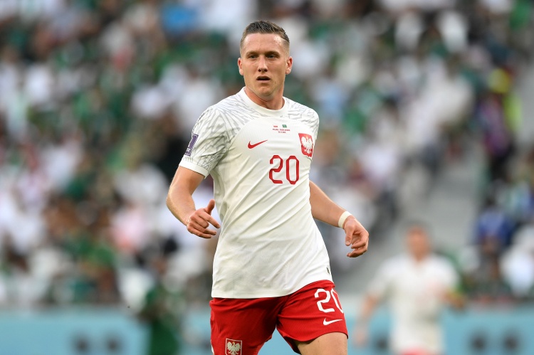 泽林斯基：我不知道是否还想看本届世界杯，但主帅留任是个好消息