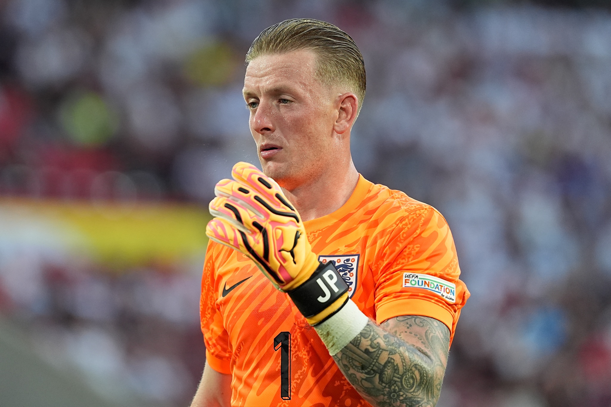 金身告破！日本队终结皮克福德英格兰国家队922分钟不丢球纪录