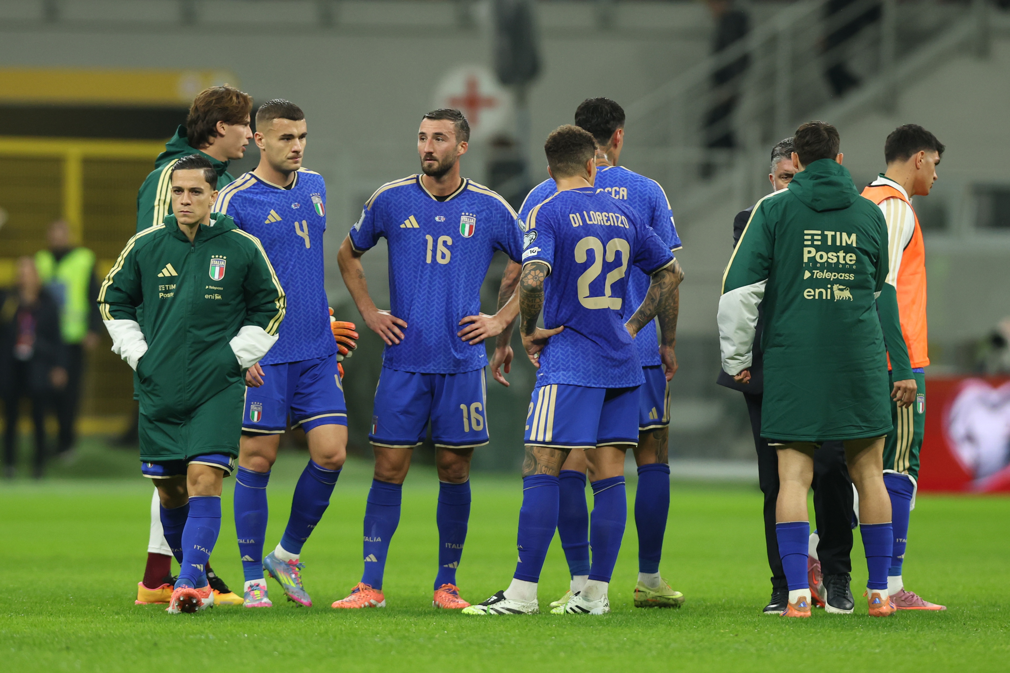 足球报:意大利足球正滑向深渊,单论阵容无法进入欧洲第二梯队